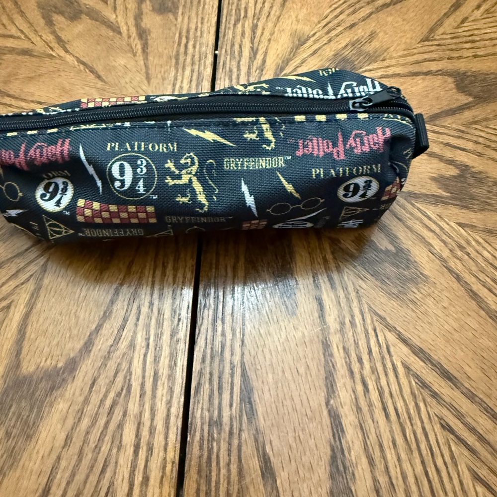 Warner Bros. Black and Red Gryffindor Bag